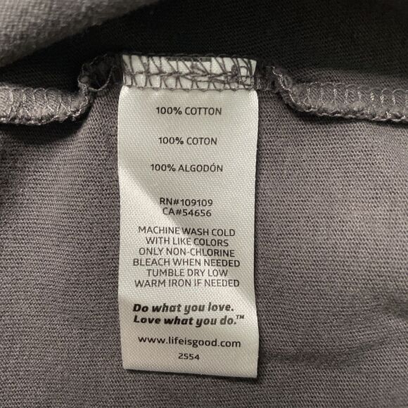 Life Is Good Graphic Tee Land of the Free SS Womens Gray Washed Black Tshirt XS - Picture 6 of 9